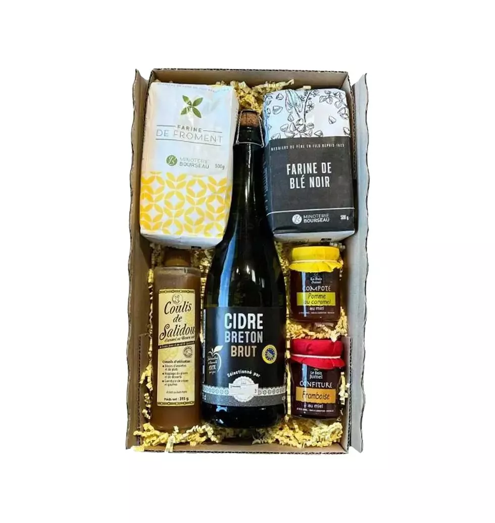 Merry Marvels Festive Elegance Box