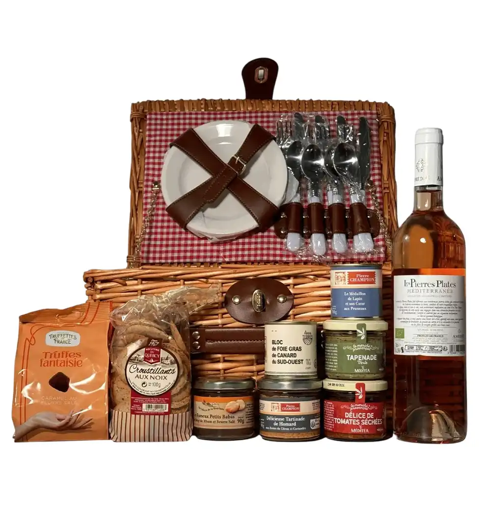 Trendy French Flavors Picnic Basket